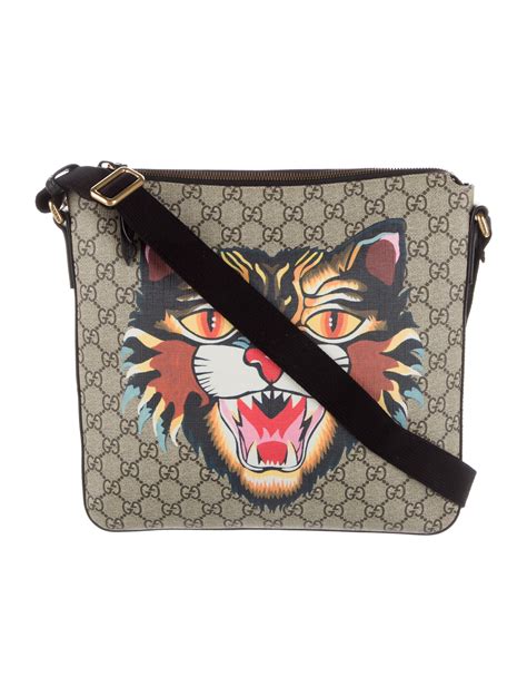 gucci angry cat purse|Gucci dog accessories.